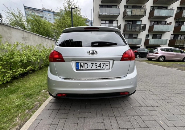 Kia Venga cena 18500 przebieg: 186467, rok produkcji 2010 z Warszawa małe 137